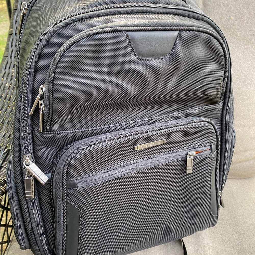 Briggs & Riley Backpack for only serious transporters - exceptional